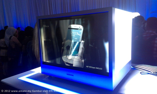 Samsung - Skrin Lutsinar
