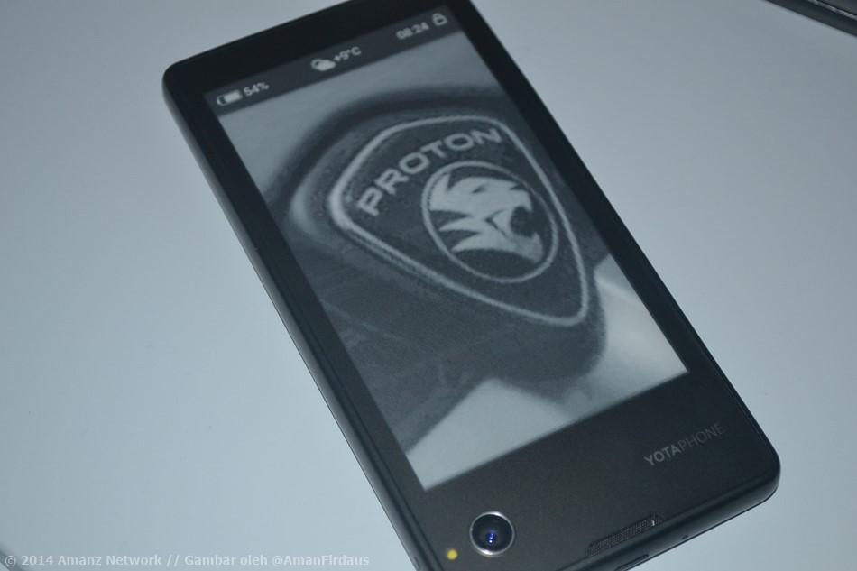 YotaPhone