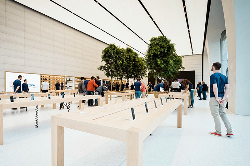 Apple Store Jony Ive jony-ive-apple-store-brussels-interiors-designboom-03