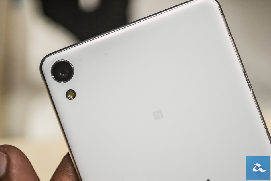 Xperia XA
