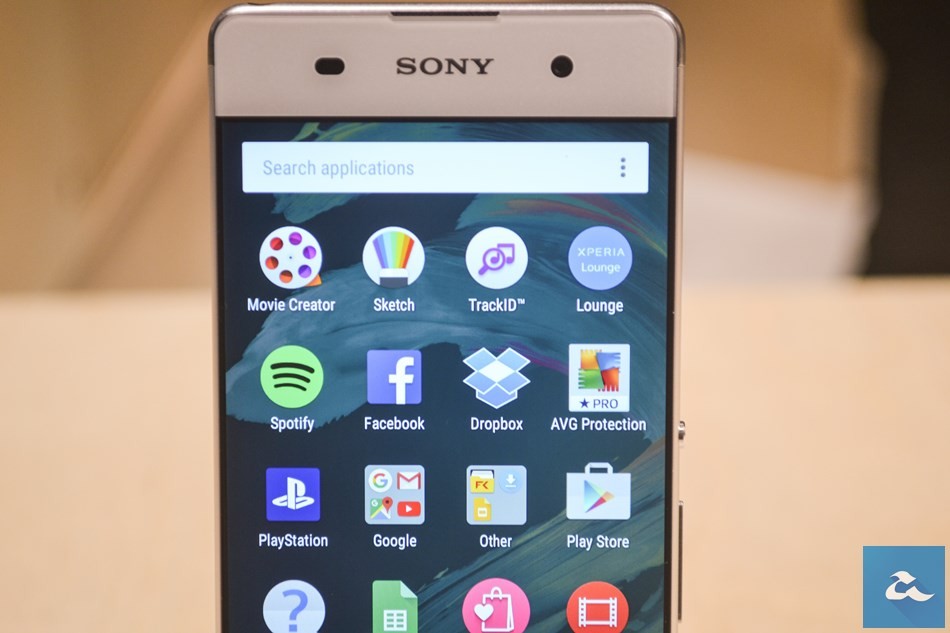 Xperia XA