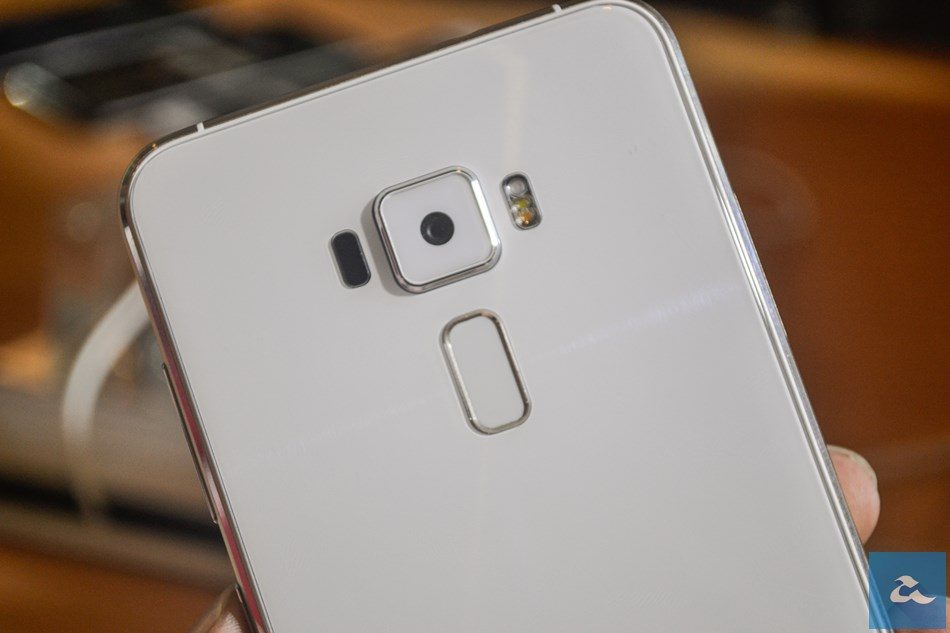 Asus Zenfone 3