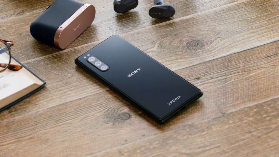 Xperia 5