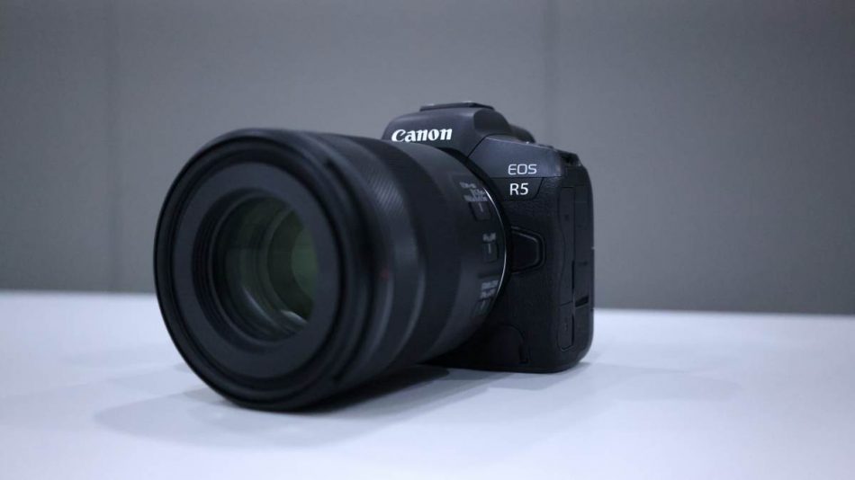 Canon EOS R5