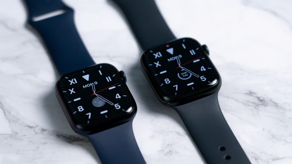 WhatsApp Sedang Menguji Aplikasi Untuk Apple Watch 1 Apple Watch Series 8 vs Series 7 Ulasan 05