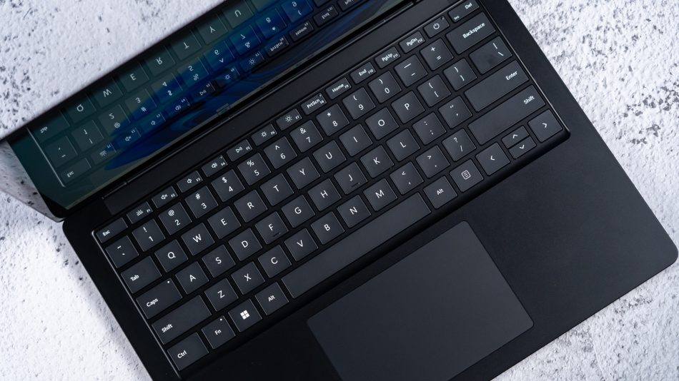 Microsoft Surface Laptop 5