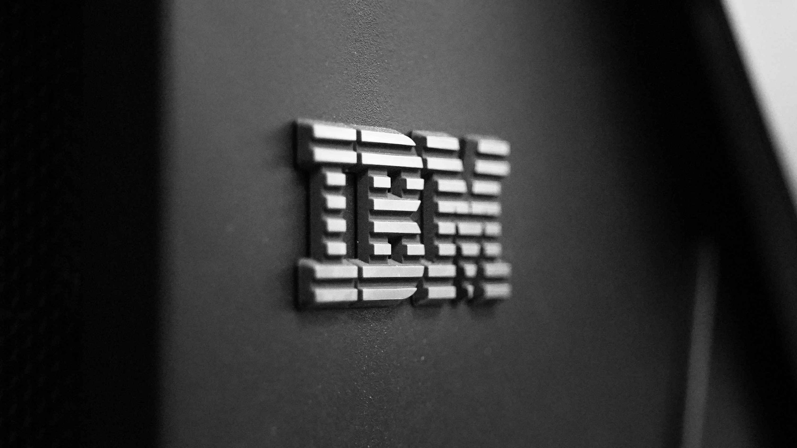 AI IBM Mengubah Kod COBOL Ke Java Untuk Komputer Kerangka Utama | Amanz