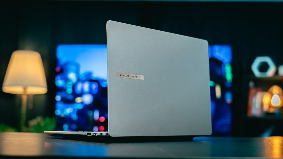 Ulasan ASUS ExpertBook PM3 – Cukup Profesional, Cukup Lasak 18 ASUS ExpertBook PM3 Edited 9