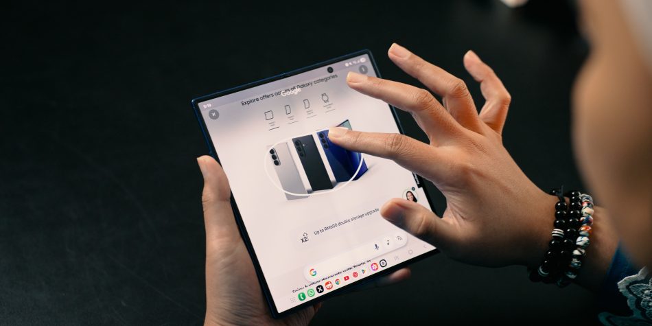 Samsung dan Evolusi Galaxy AI: Dari Peranti ke Pengalaman Manusia 7 C9103.00 01 58 12.Still004