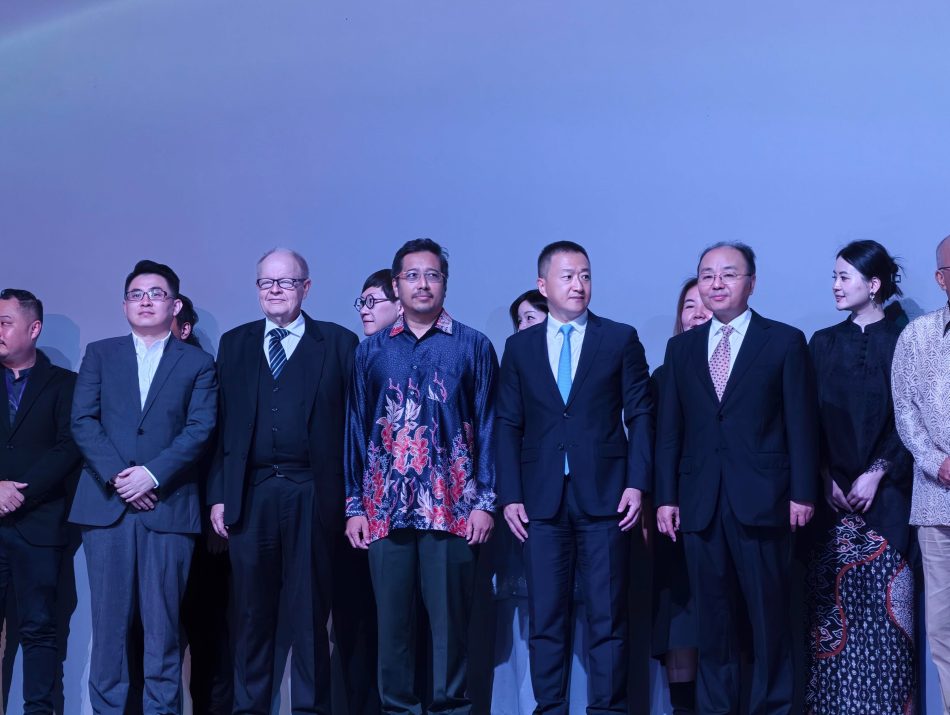 Honor Lancar AI + Youth Empowerment Society (AYES) Untuk Memperkasa Belia Dalam AI 2 AI Youth Empowerment Society AYES 14