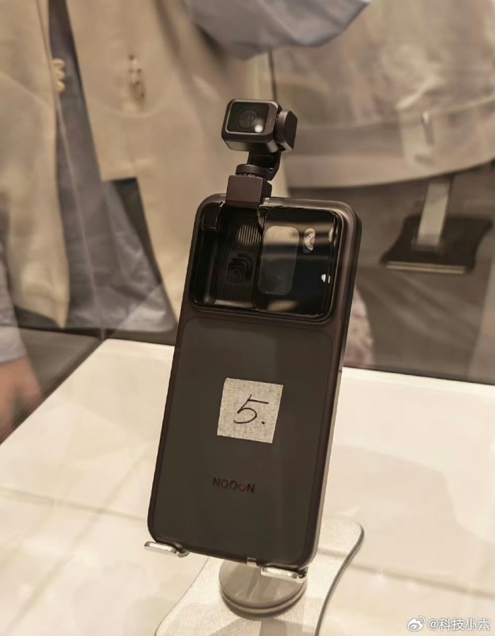 Honor Robot Phone 3 1