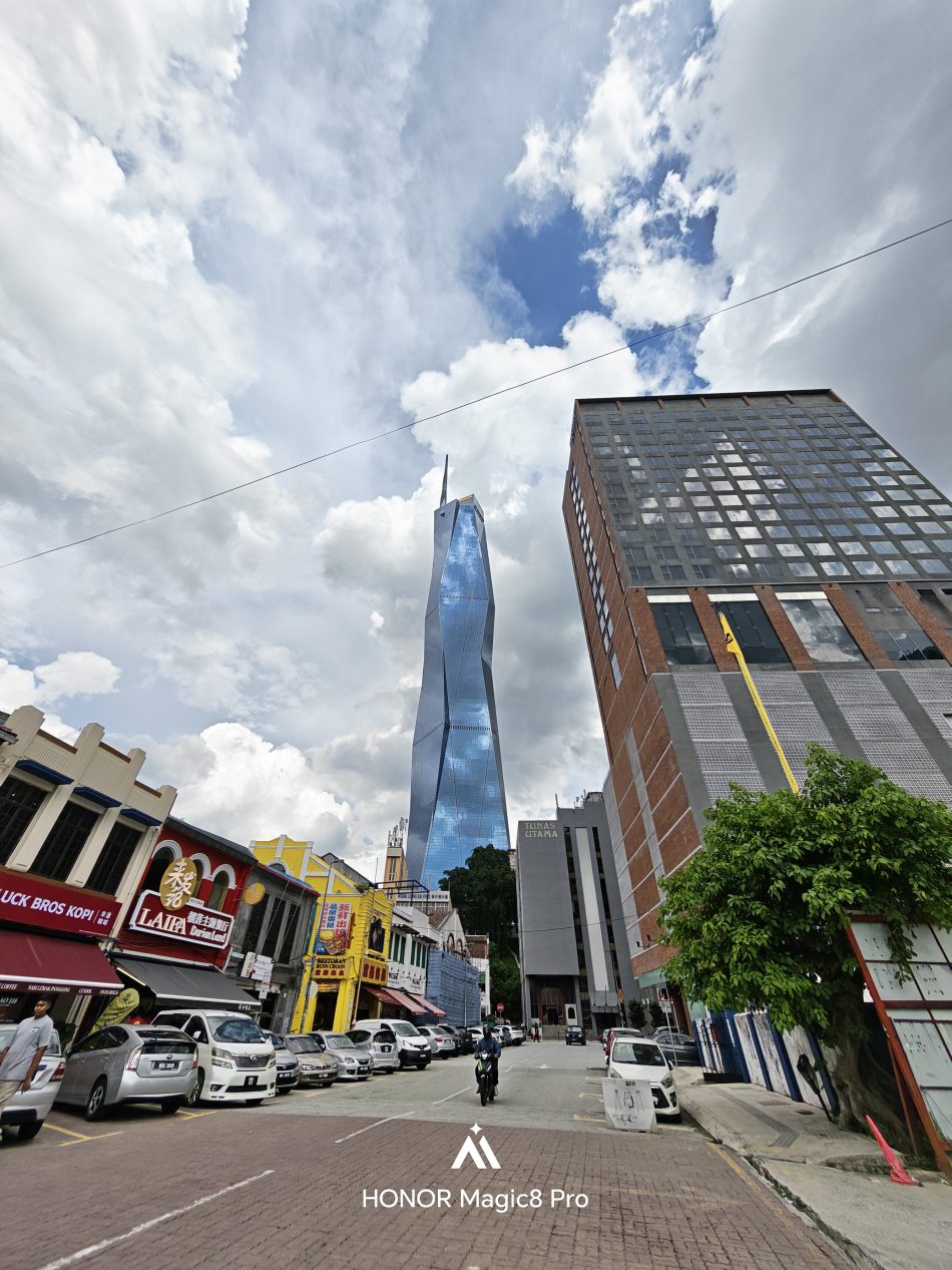 01 HONOR MAGIC8 PRO AMANZ 1