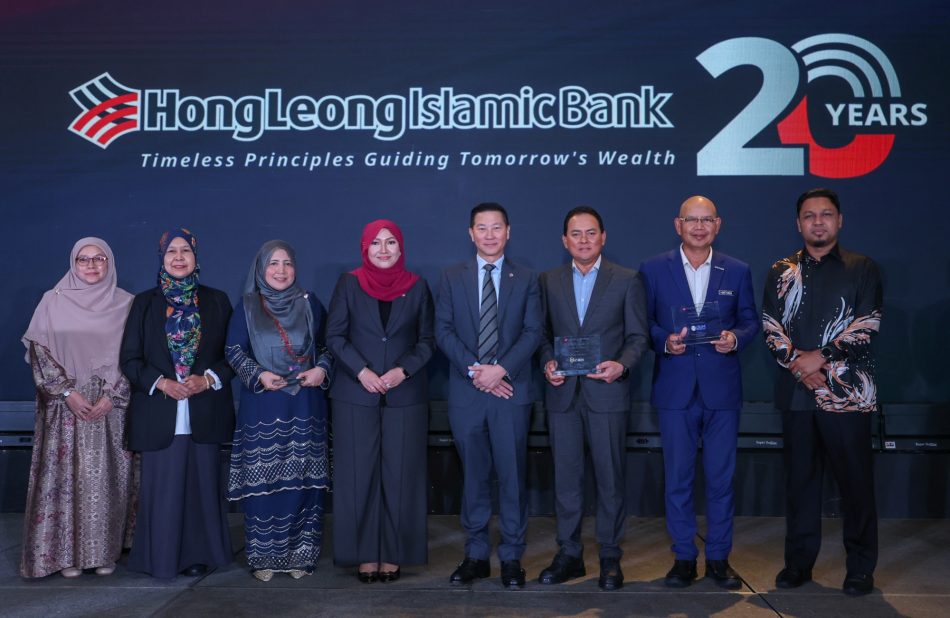 batch Group Photo HLISB 20th Anniversary