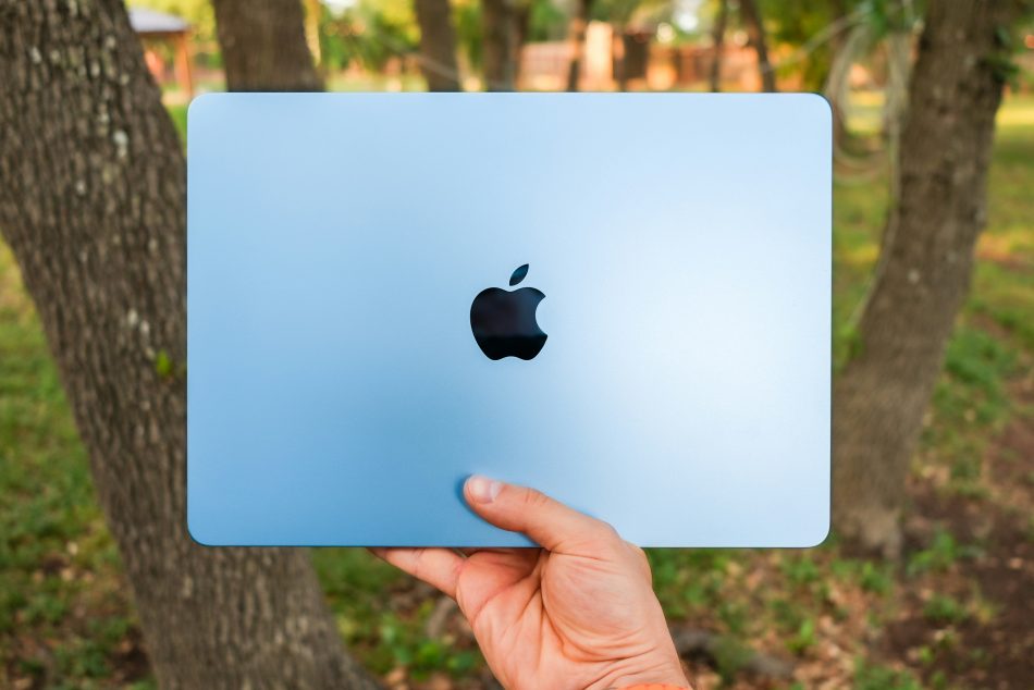 MacBook Air