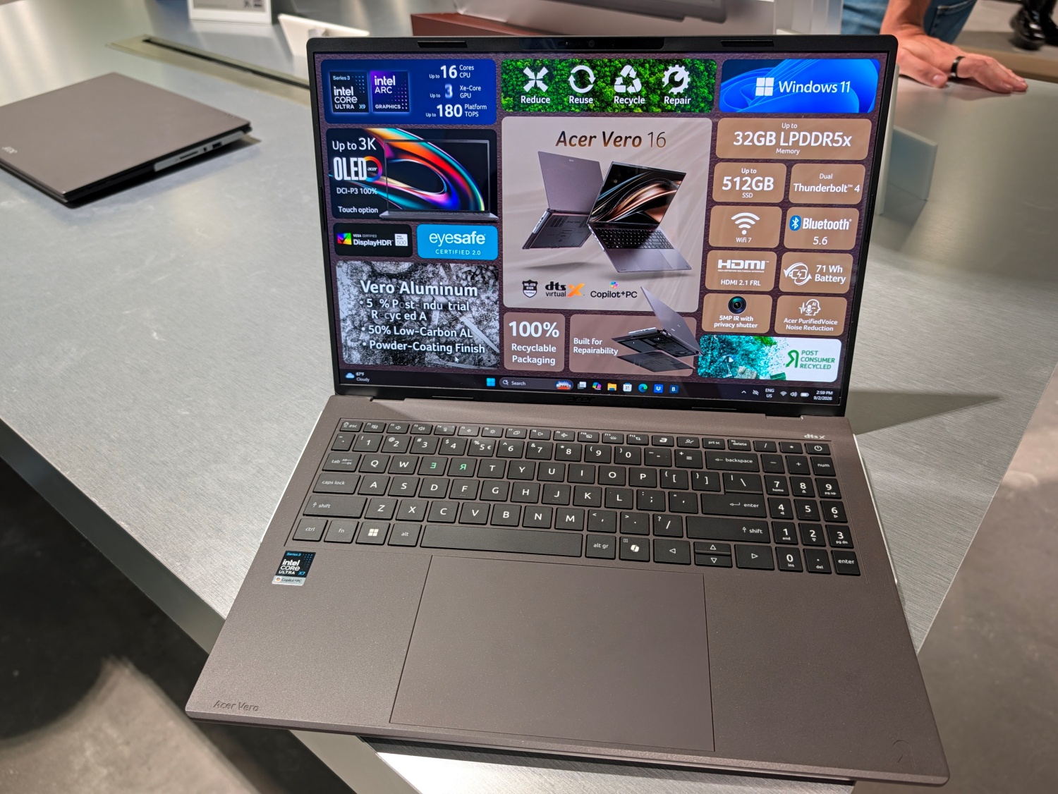 Pandang Pertama Acer Vero 16  Acer Semakin Menghampiri Penawaran Komputer Modular
