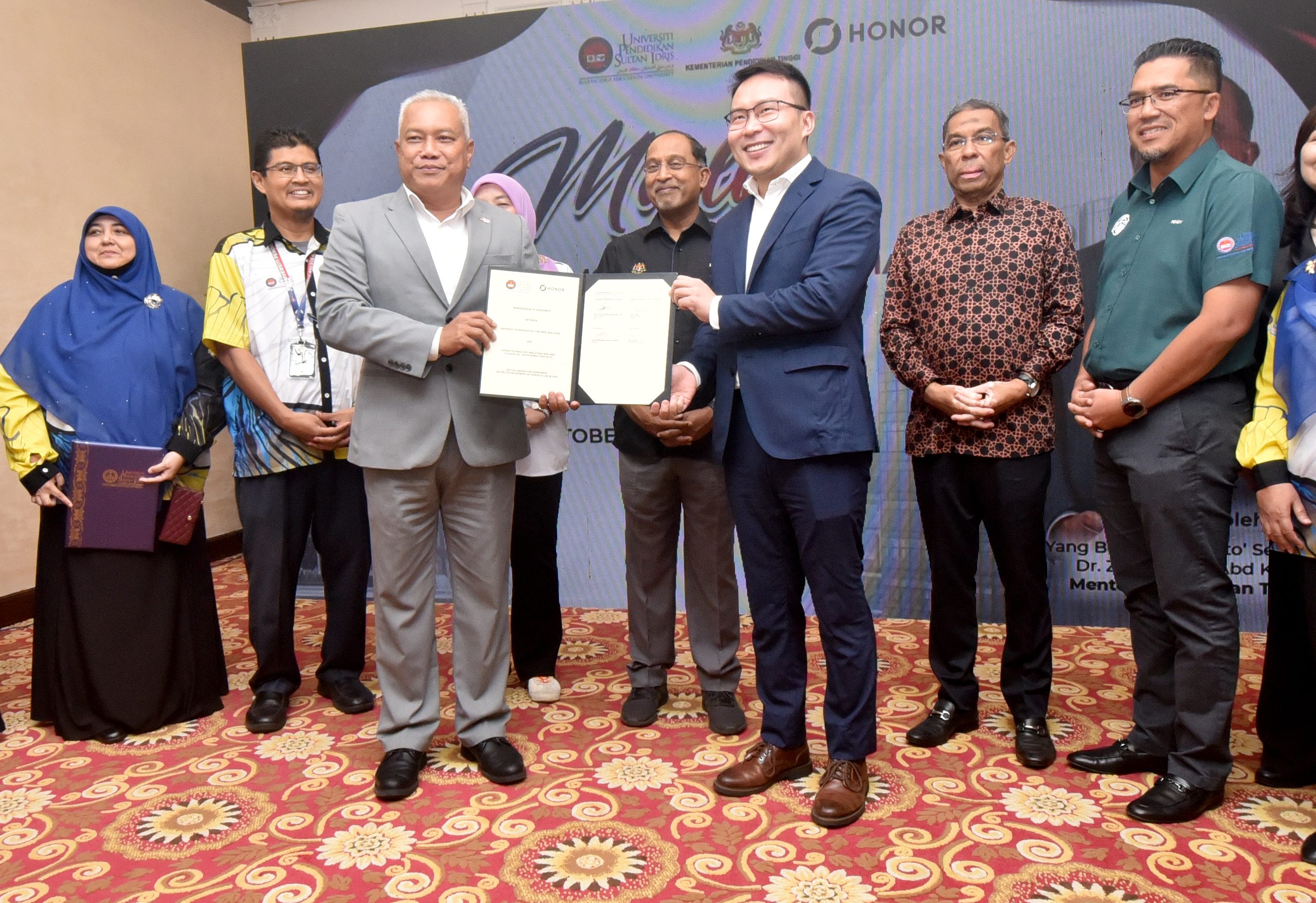 Honor Malaysia Dan UPSI Berganding Bahu Melahirkan Bakat Baharu Dalam Bidang AI